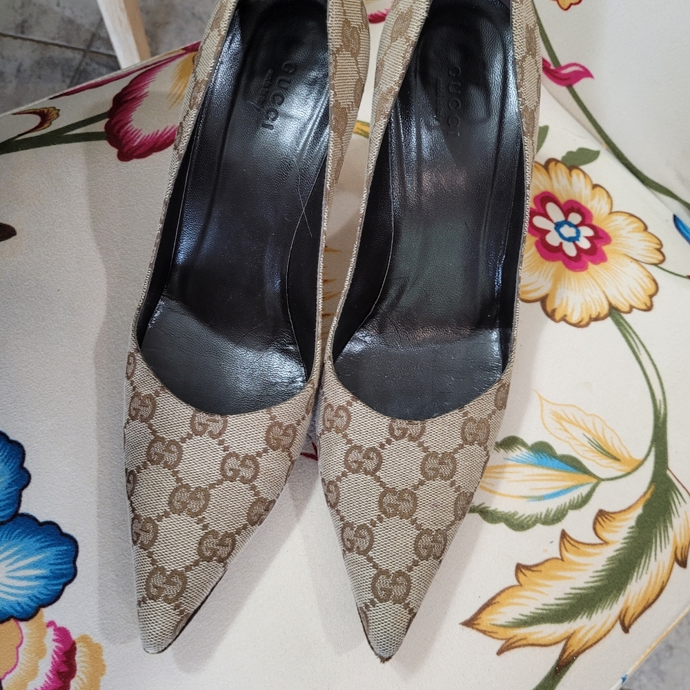 Very Rare Gucci~GG Monogram Bamboo Pointy Toe Heels 8.5-9 - Picture 6 of 8